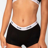 Detalle del algodón peinado y ajuste del panty bóxer Diane & Geordi - color negro plano americano