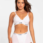 Detalle del algodón peinado y ajuste del panty bóxer Diane & Geordi - color blanco