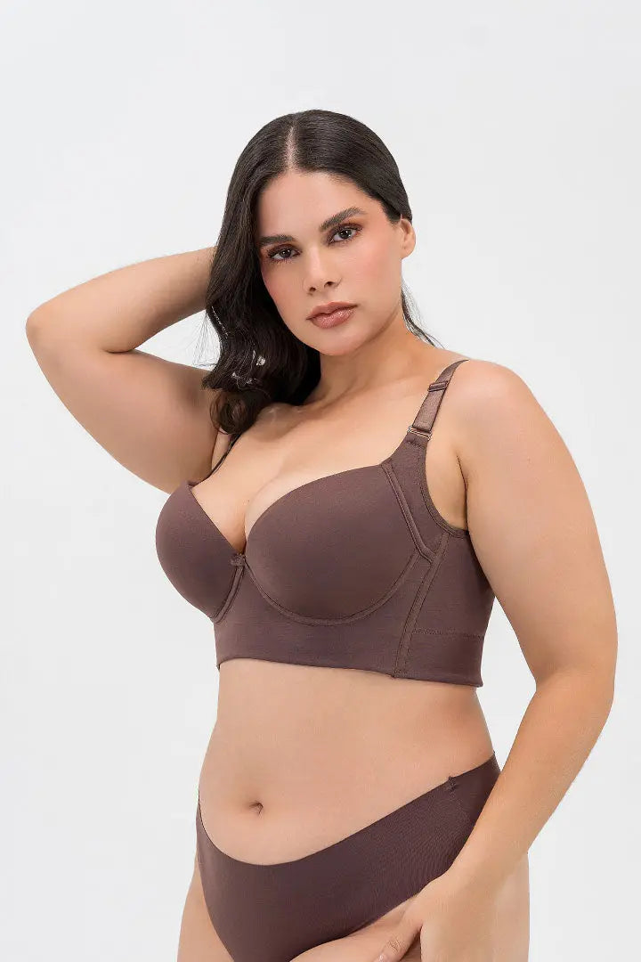 Vista lateral del brasier con cubrimiento completo en espalda, color caramelo