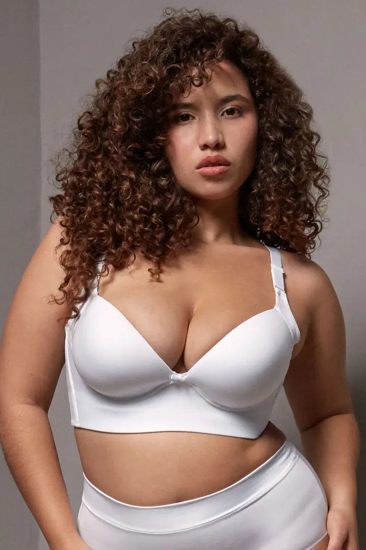 Brasier copa media en color nude con cargaderas anchas