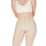 Capri moldeador SoftControl color nude con efecto levanta glúteos.