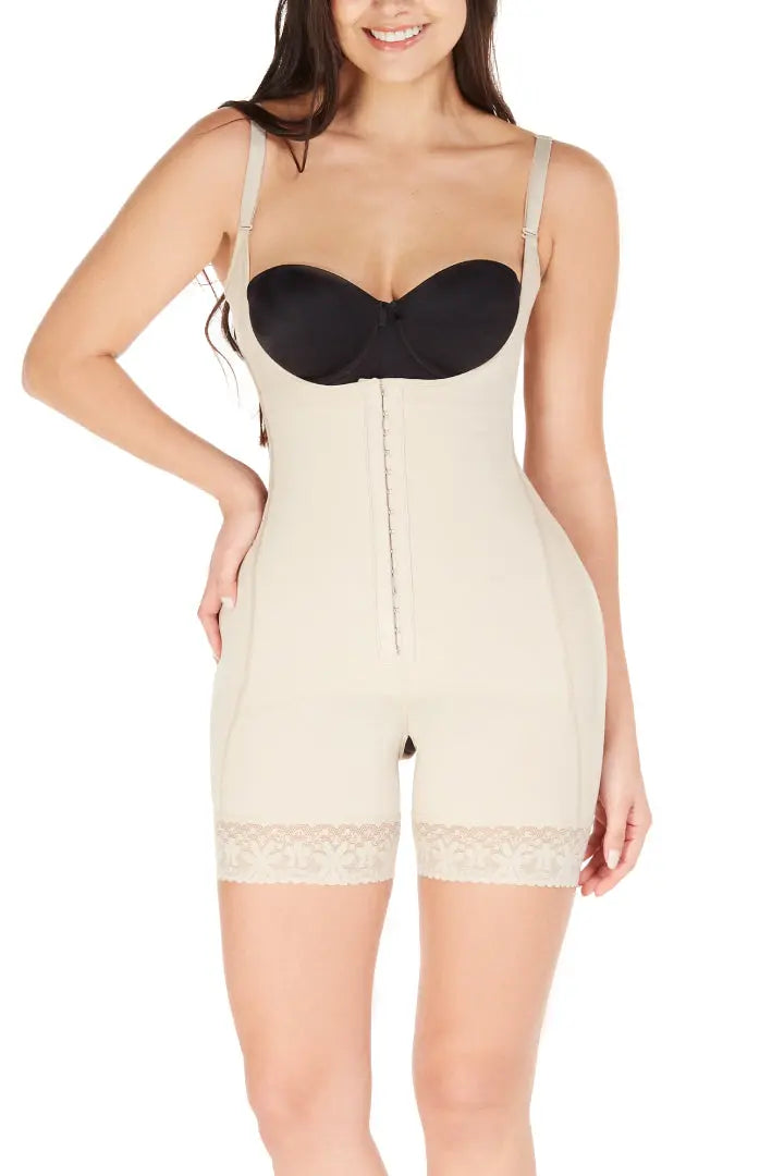 Faja moldeadora short corto senos libres Powerlight (3639) Diane & Geordi Colombia