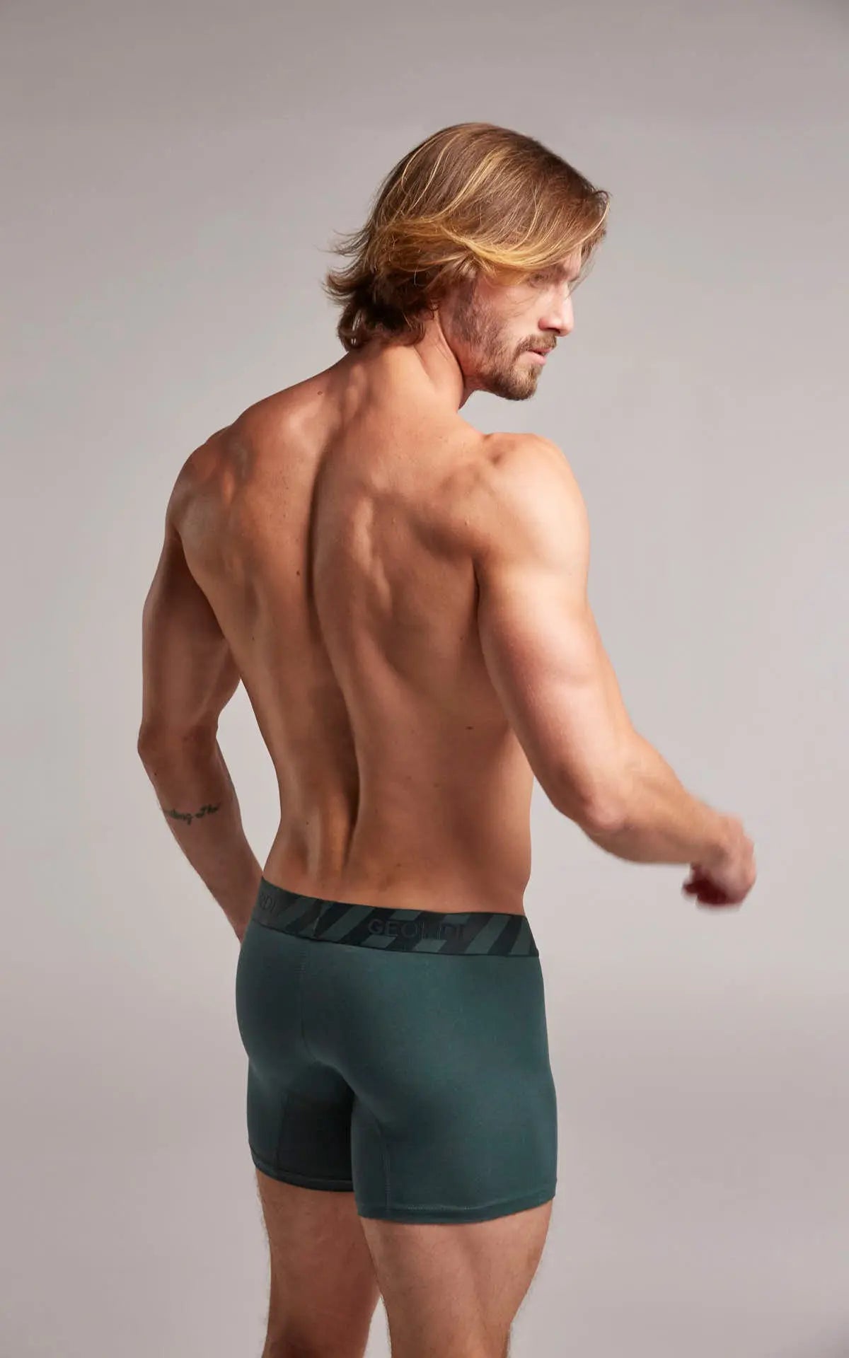 Bóxer medio (2148) Diane & Geordi Colombia