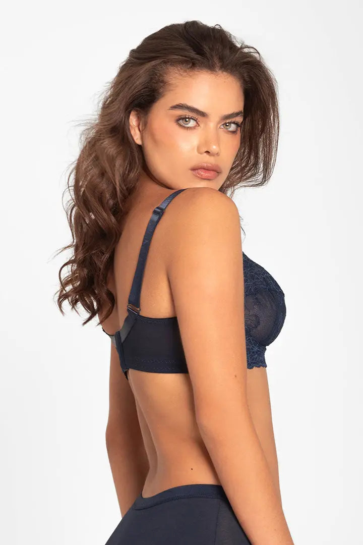Vista posterior del brasier con alto cubrimiento y soporte, color azul oscuro