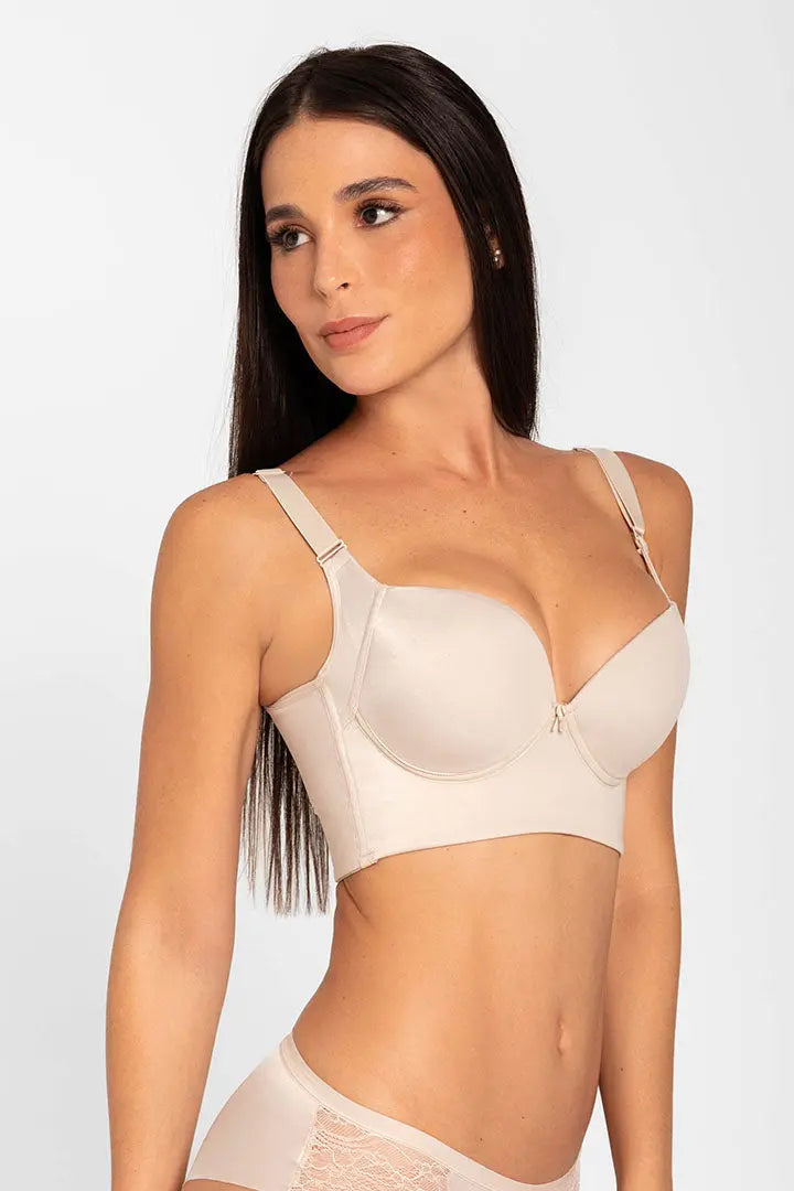 Vista lateral del brasier con cubrimiento completo en espalda, color piel