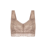 Mujer usando brasier copa completa sin realce con encaje suave Diane & Geordi, color blanco