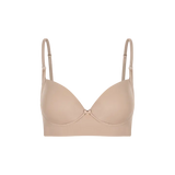 Vista lateral del brasier con cubrimiento completo en espalda, color piel