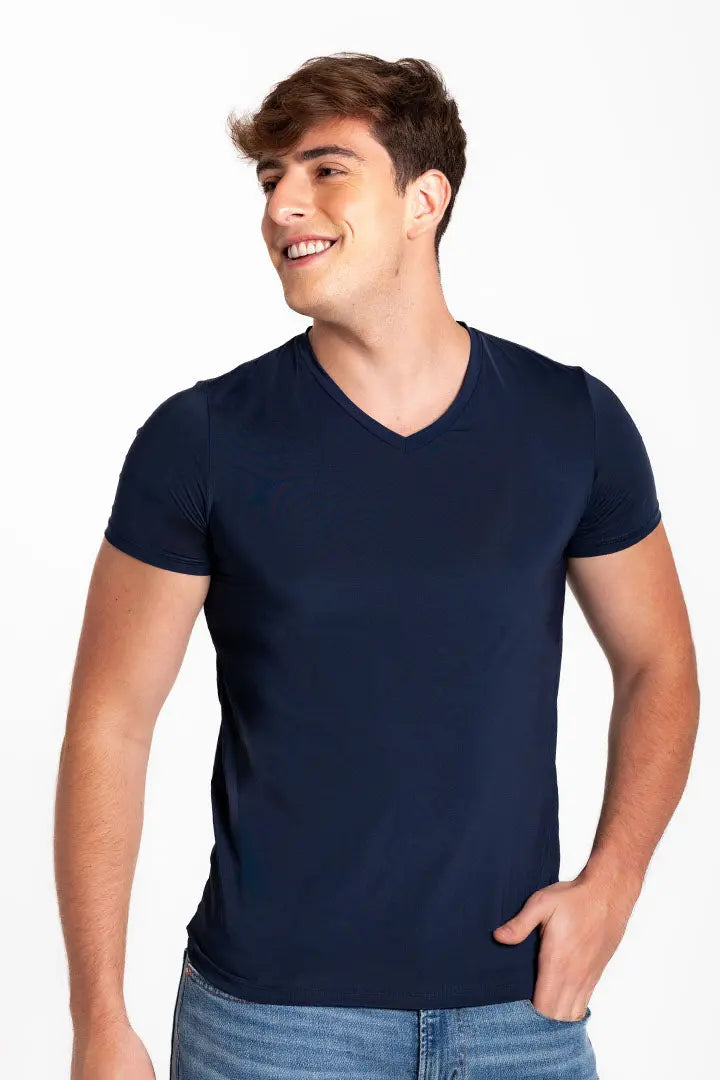 Camiseta cuello V (3987) Diane & Geordi Colombia