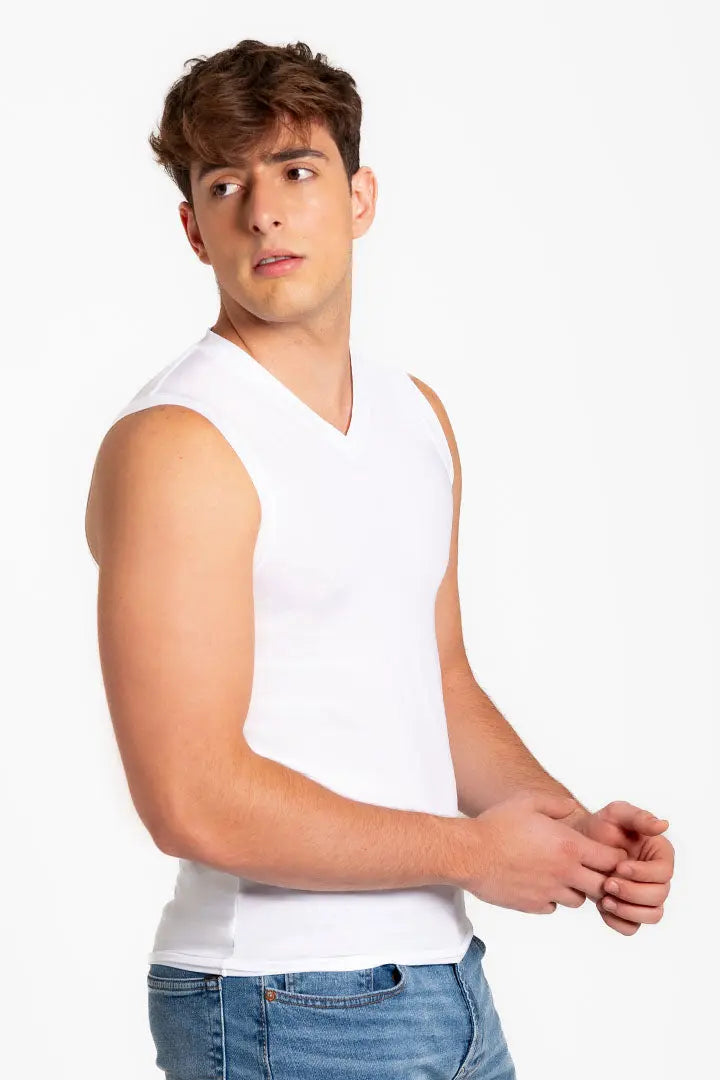 Camiseta cuello V (3995) Diane & Geordi Colombia