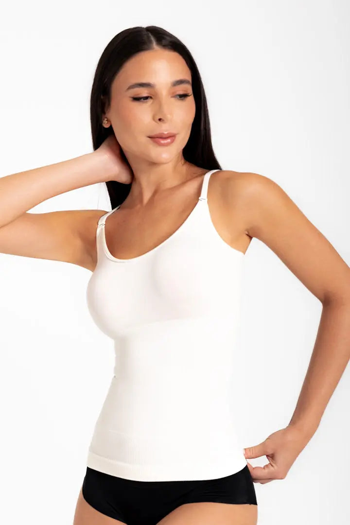 Camisilla seamless de microfibra con tirantes ajustables, color blanco detalle plano americano