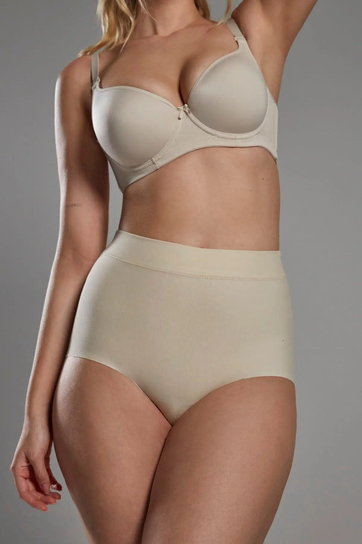 Panty cachetero (020865) Diane & Geordi Colombia