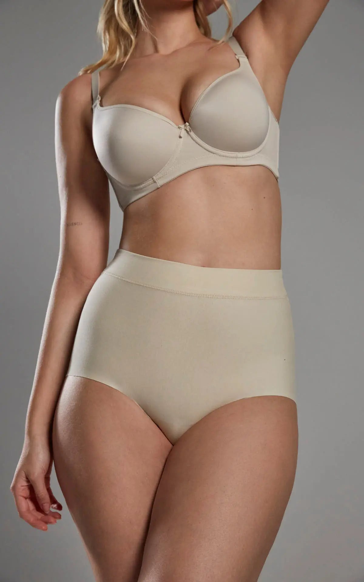 Panty cachetero (020865) Diane & Geordi Colombia