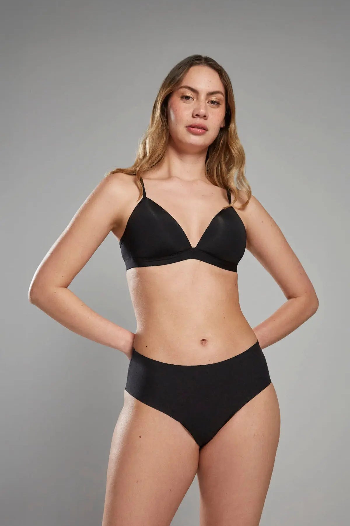 Panty cachetero (020862) Diane & Geordi Colombia