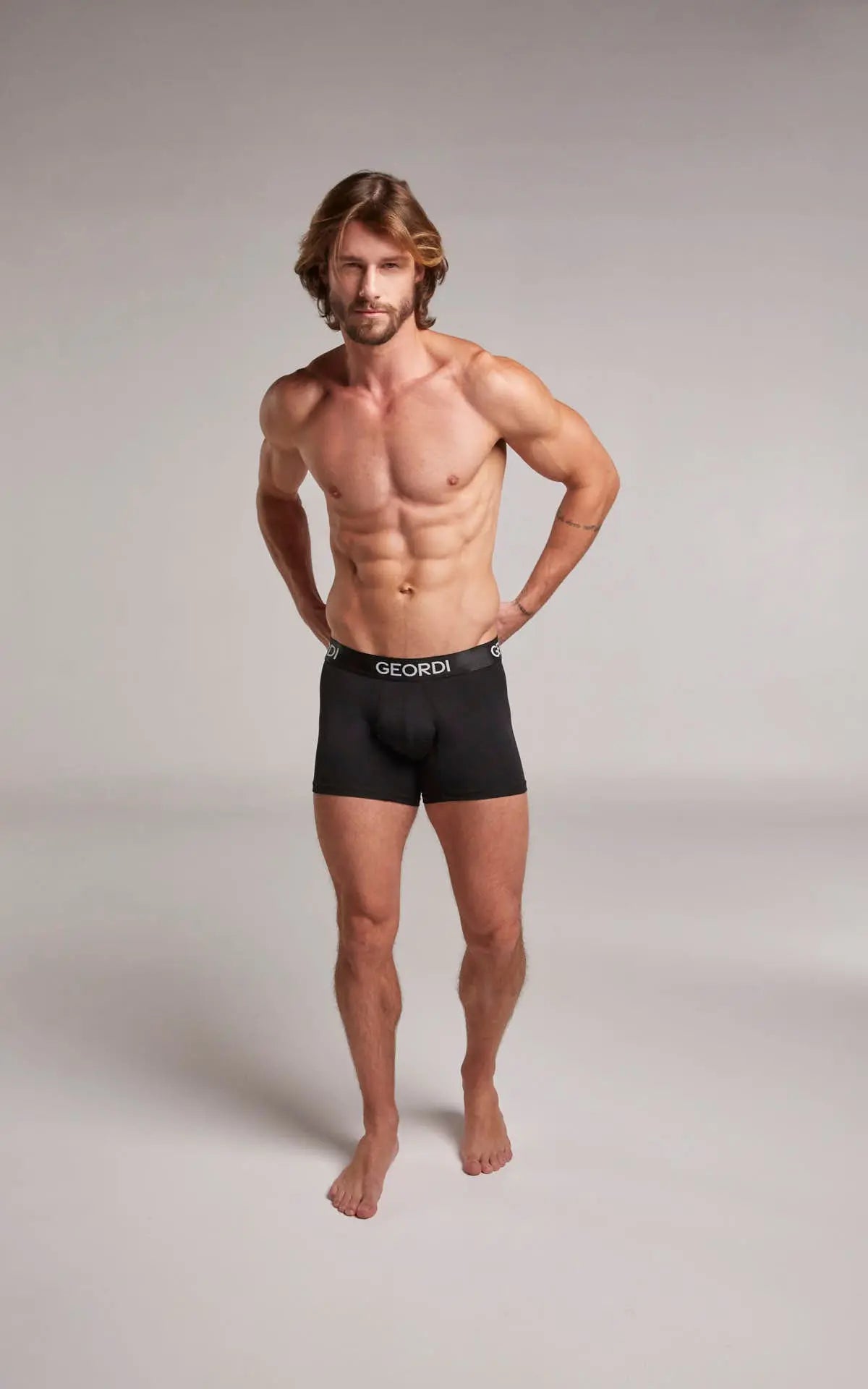 Bóxer medio (GG02A5) Diane & Geordi Colombia