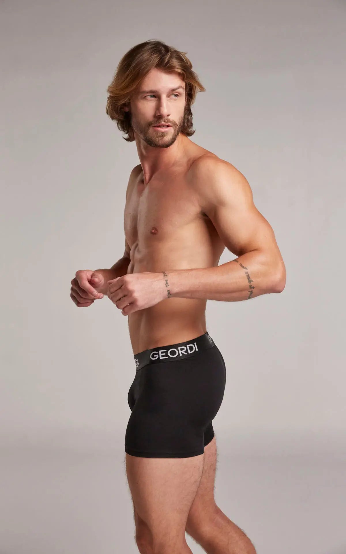 Bóxer medio (GG02A5) Diane & Geordi Colombia