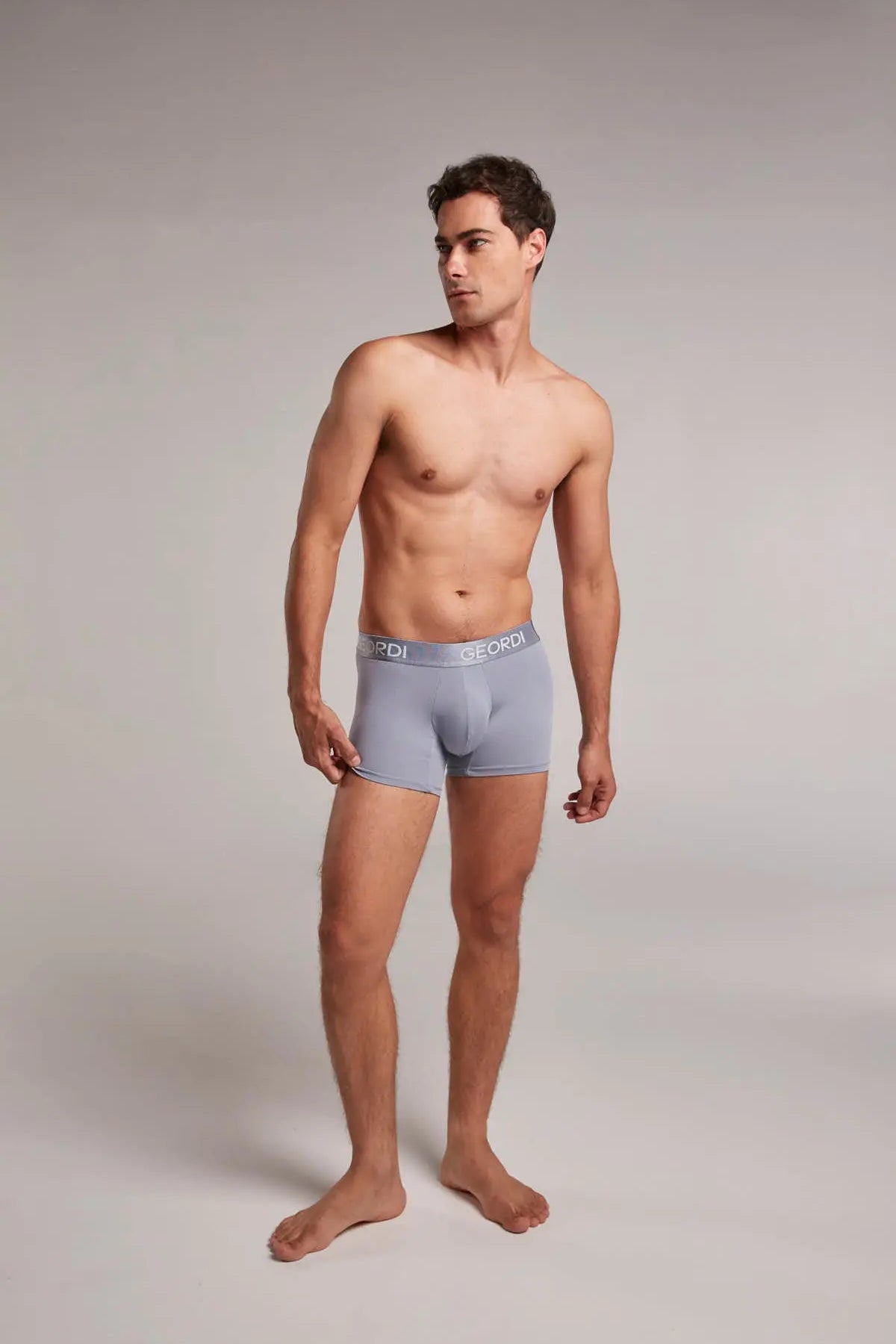 Bóxer medio (GG02A5) Diane & Geordi Colombia