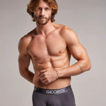 Bóxer medio (GG02A5) Diane & Geordi Colombia