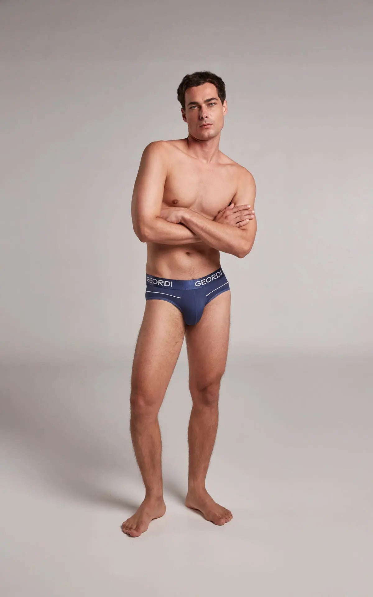 Brief (GG05B8) Diane & Geordi Colombia