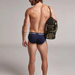 Brief (GG05B8) Diane & Geordi Colombia