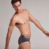 Brief (GG05B8) Diane & Geordi Colombia