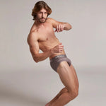 Brief (GG05B8) Diane & Geordi Colombia