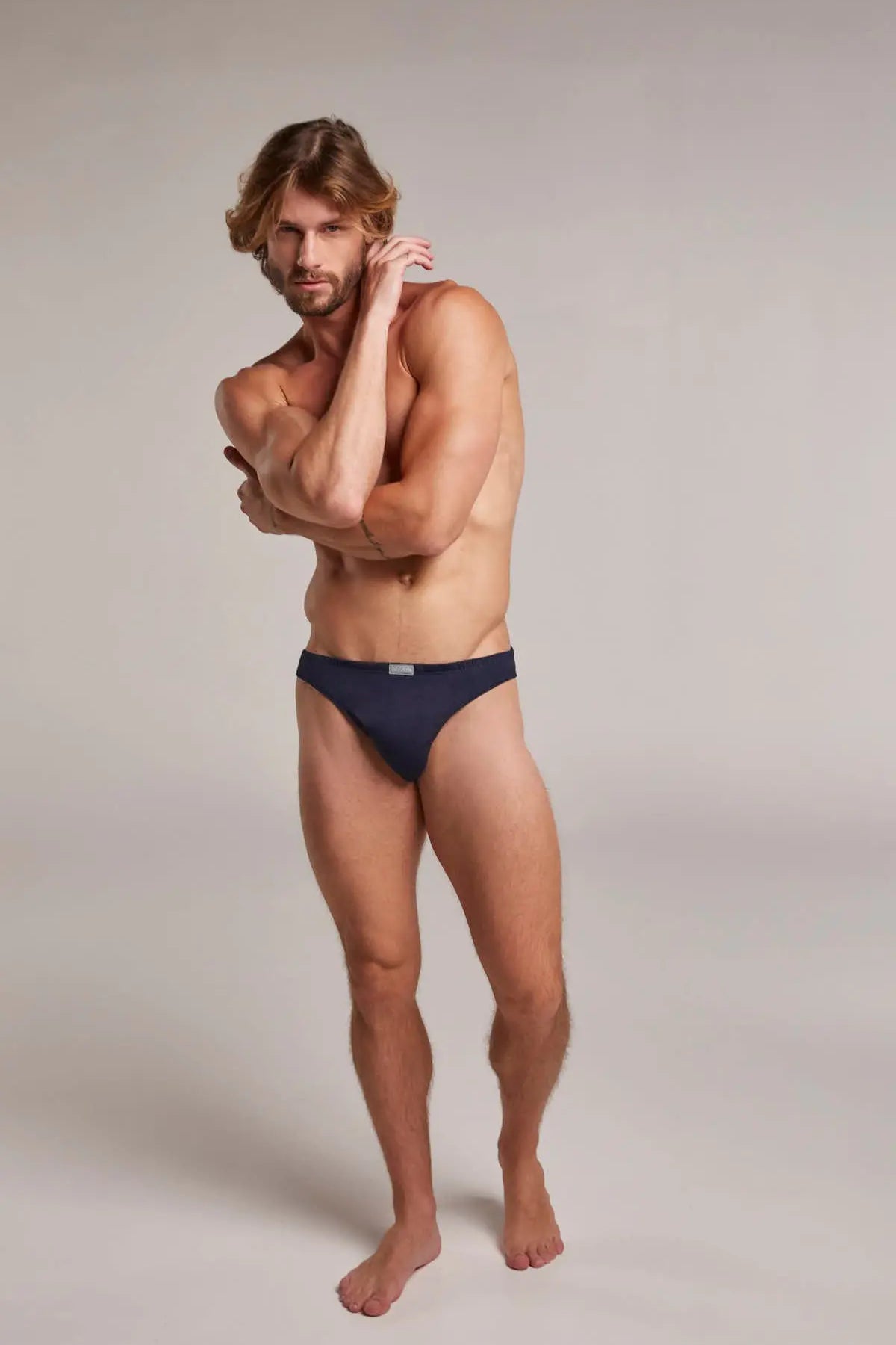 Tanga (2164) Diane & Geordi Colombia