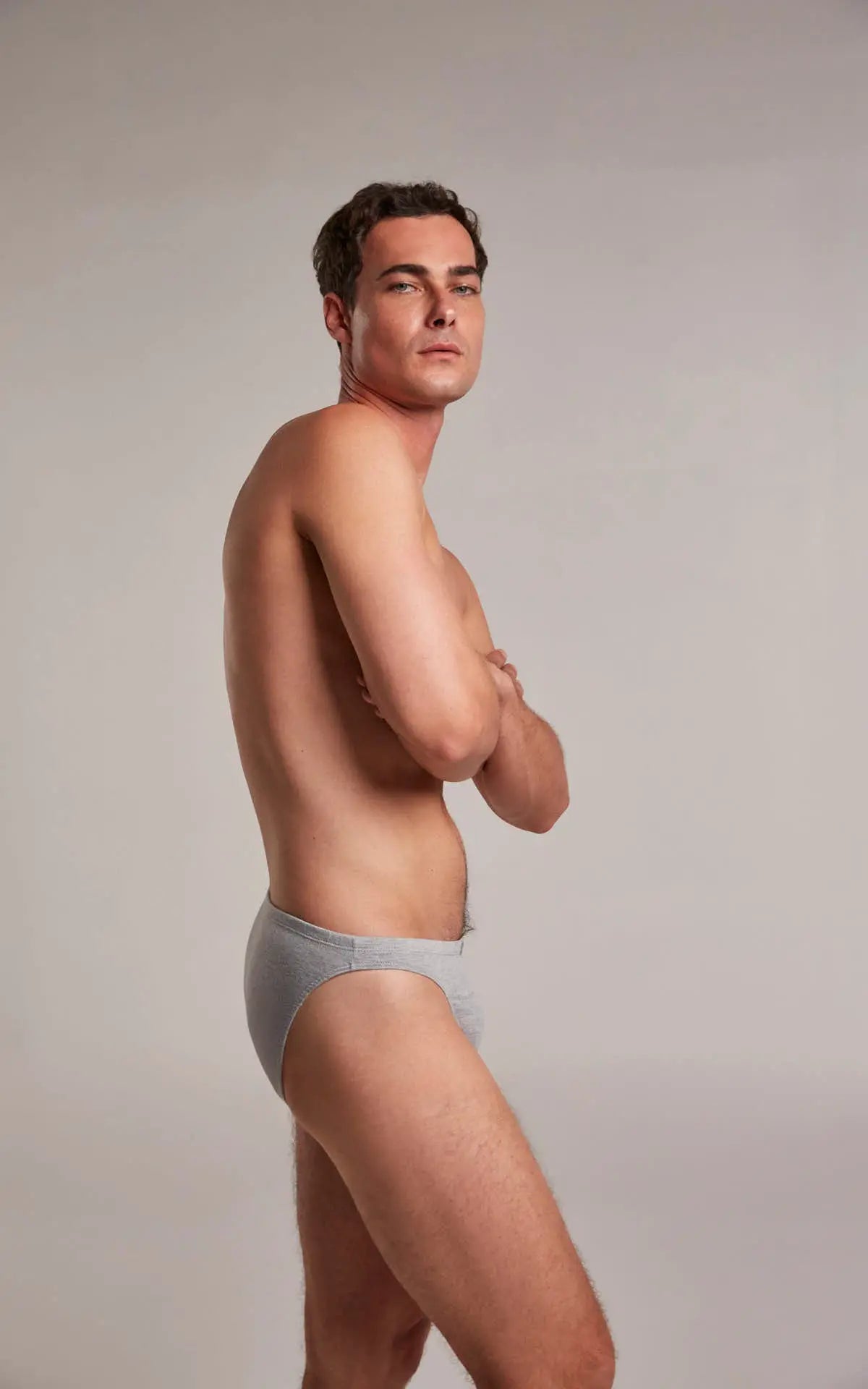 Tanga (2164) Diane & Geordi Colombia