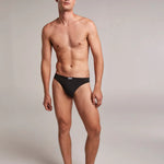 Tanga (2164) Diane & Geordi Colombia