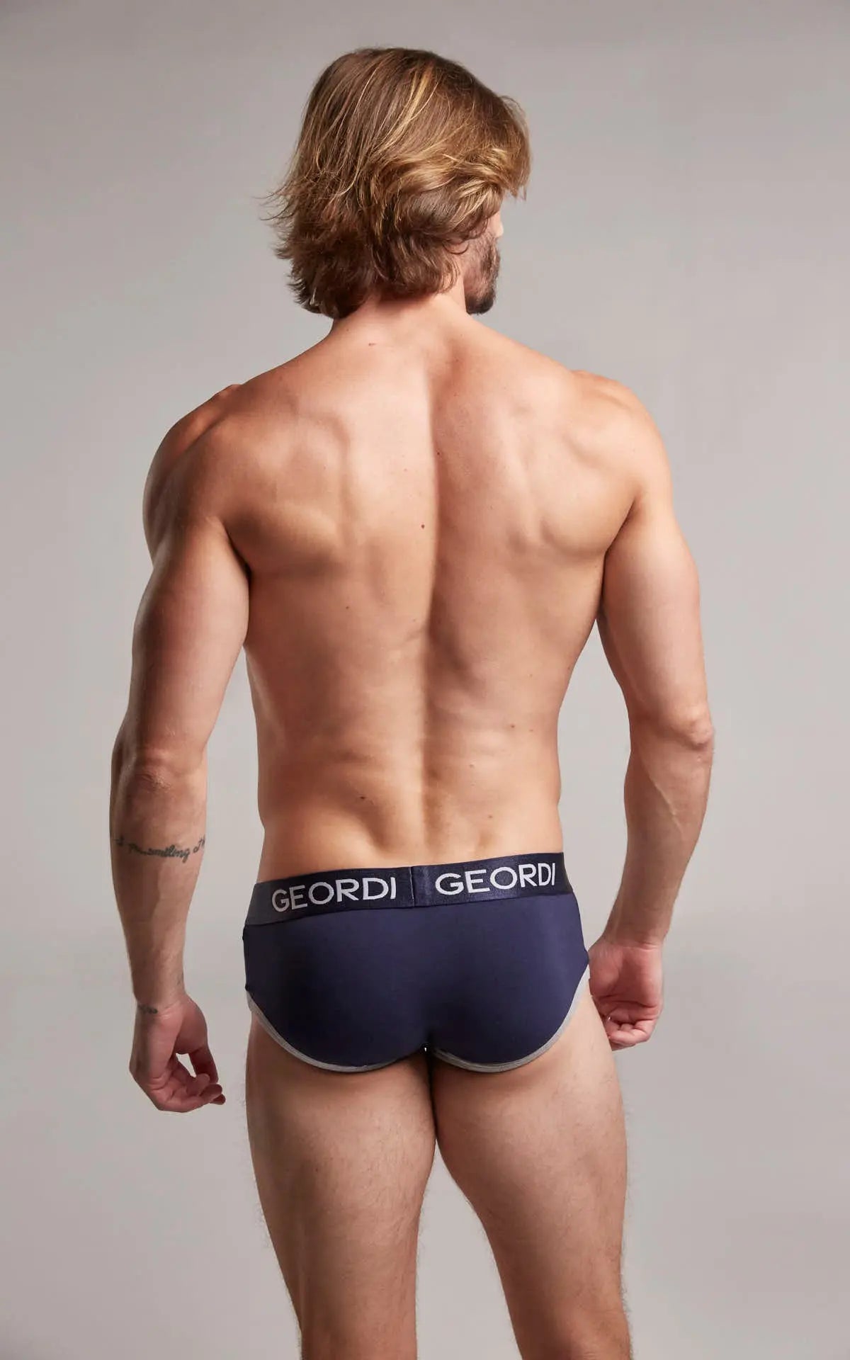 Brief (5178) Diane & Geordi Colombia