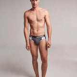 Brief (5178) Diane & Geordi Colombia