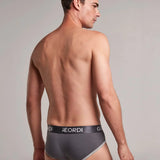 Brief (5178) Diane & Geordi Colombia