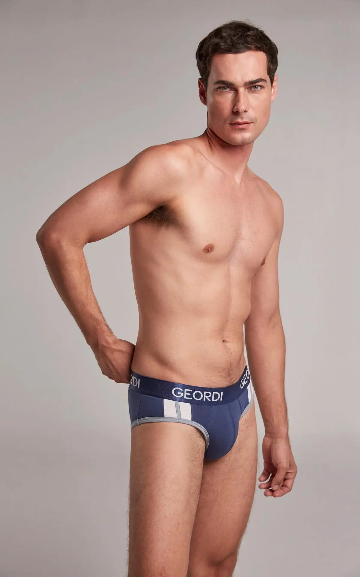 Brief (5178) Diane & Geordi Colombia