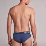 Brief (5178) Diane & Geordi Colombia