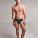 Brief (GG03L6) Diane & Geordi Colombia