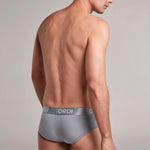 Brief (GG03L6) Diane & Geordi Colombia