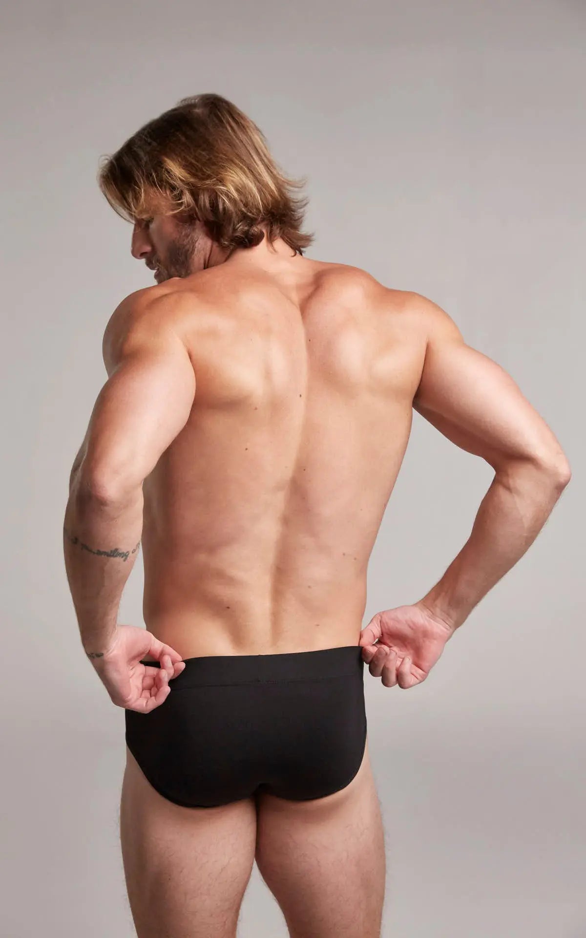 Brief (GG09D4) Diane & Geordi Colombia