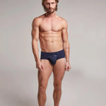 Brief (GG09D4) Diane & Geordi Colombia