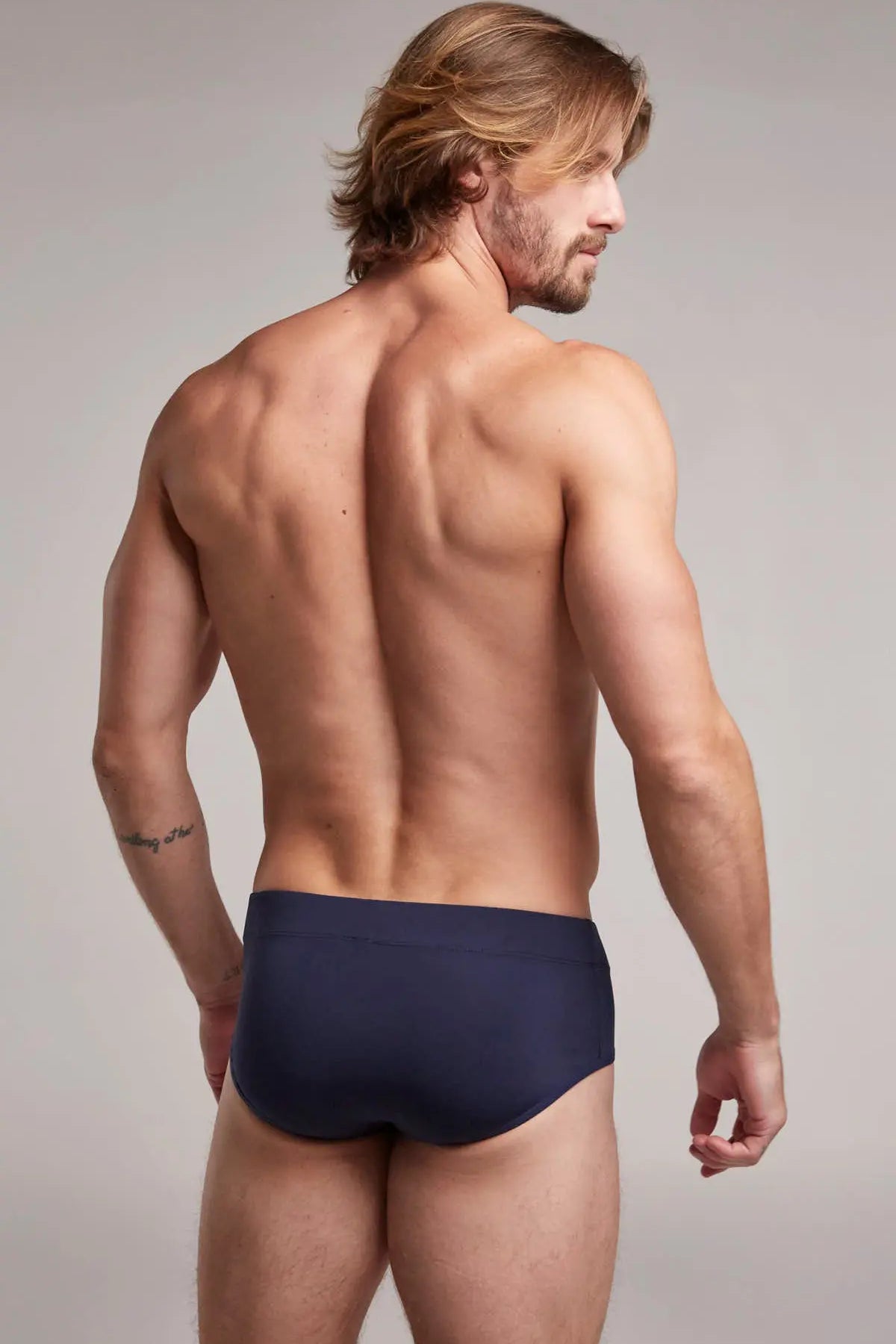 Brief (GG09D4) Diane & Geordi Colombia