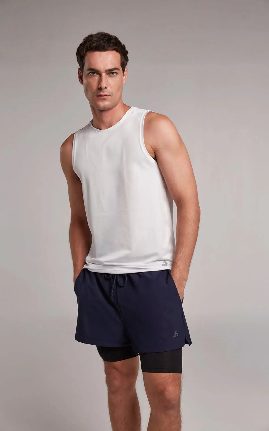 Camiseta deportiva cuello redondo para mujer en malla americano