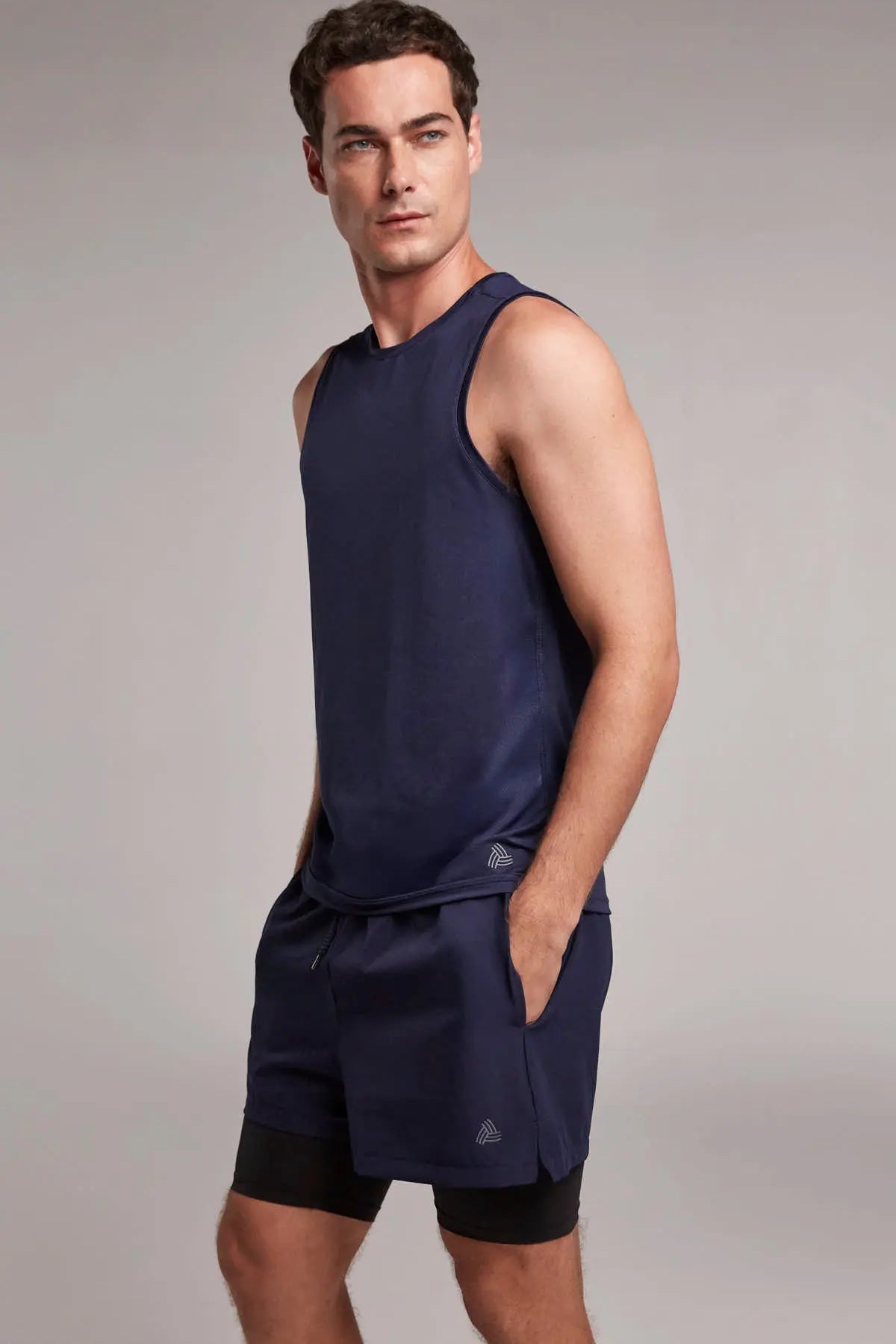 Camiseta deportiva cuello redondo para mujer en malla de lado azul oscuro