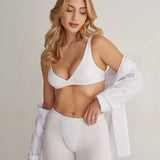 Panty cómodo con elástico ancho en cintura, color blanco, vista frontal 