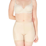 Faja corta de compresión alta con efecto levanta glúteos color piel