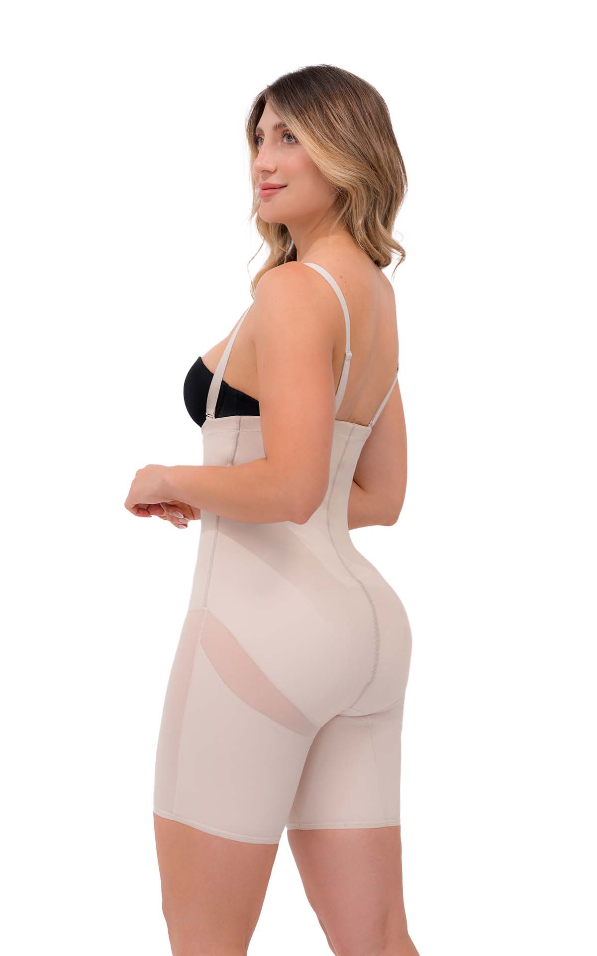 Faja colombiana short corto con efecto levanta glúteos medio y control de abdomen suave