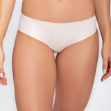 Panty hipster invisible sin costuras en microfibra premium color blanco plano medio panty