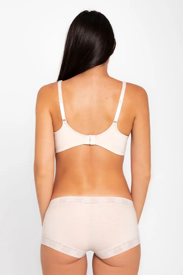 Panty cachetero unicolor con encaje – Diane & Geordi
