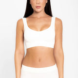 Panty bóxer seamless unicolor con control suave y cobertura extendida – Diane & Geordi, color blanco