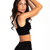 Panty bóxer seamless unicolor con control suave y cobertura extendida – Diane & Geordi, color negro  vista lateral