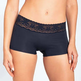 Panty alto con encaje y control en abdomen – Diane & Geordi color azul oscuro de frente 