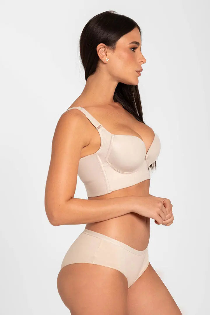 Panty tipo cachetero en algodón premium – Diane & Geordi color piel de lado