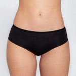 Panty hipster de algodón peinado con ajuste cómodo, color negro detalle frente 